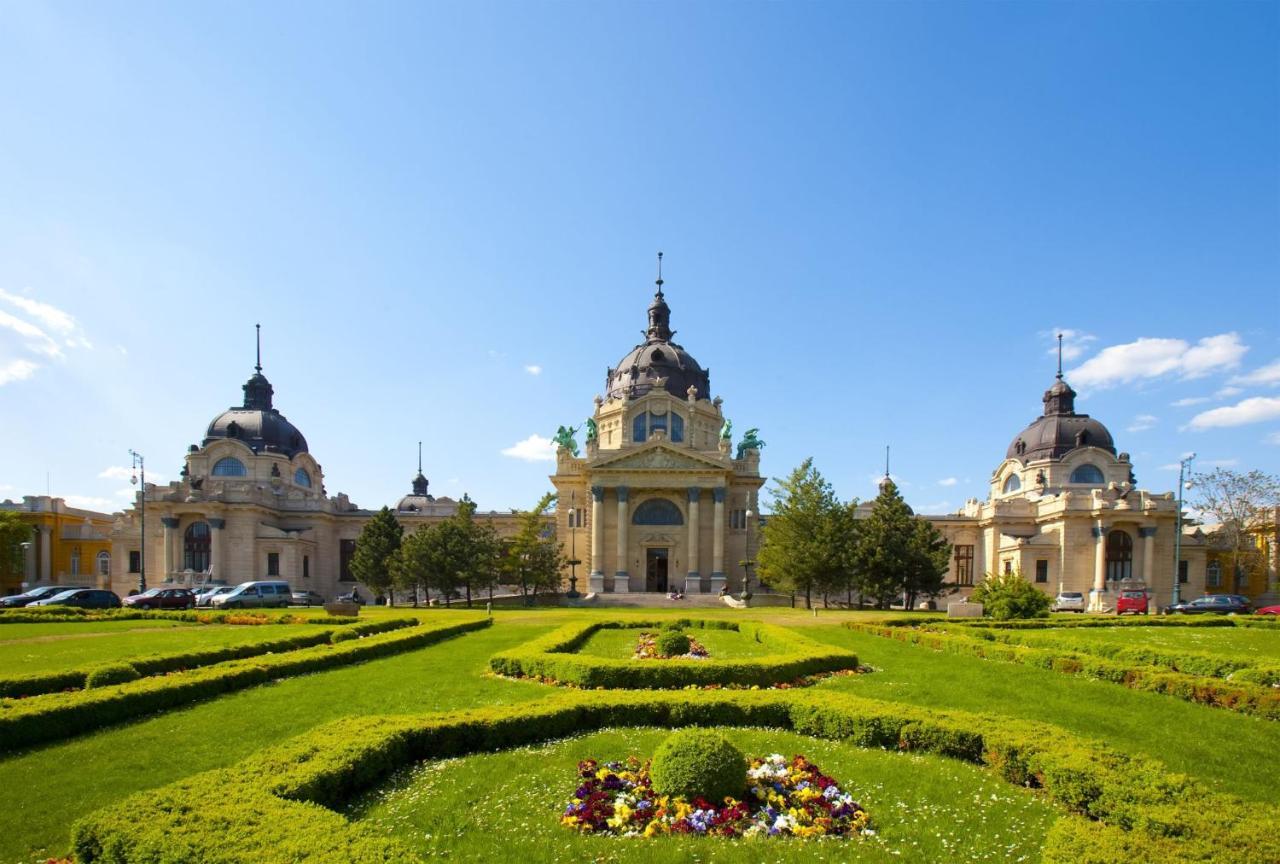 Paskal-Lux Apartments With Free Parking And Ac Budapest Exterior foto
