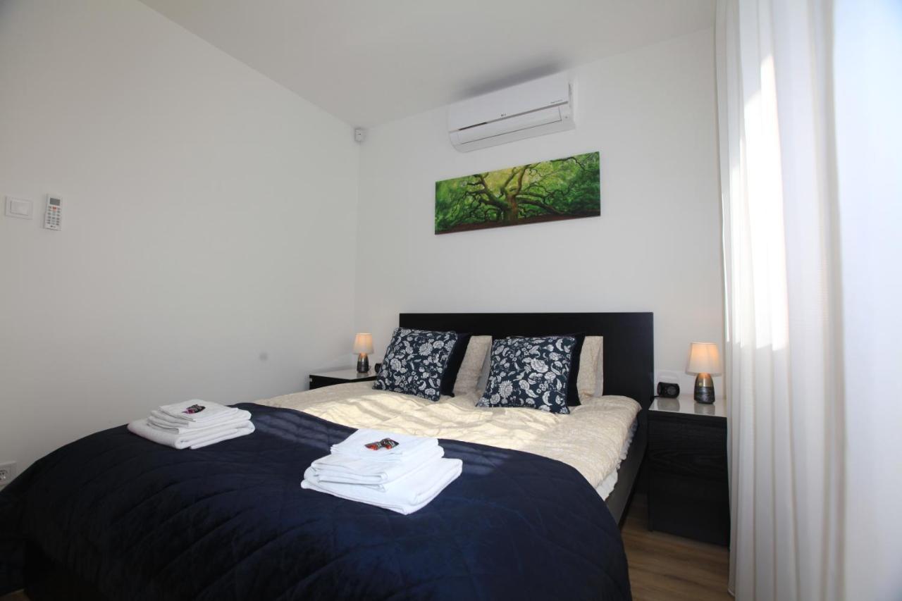 Paskal-Lux Apartments With Free Parking And Ac Budapest Exterior foto
