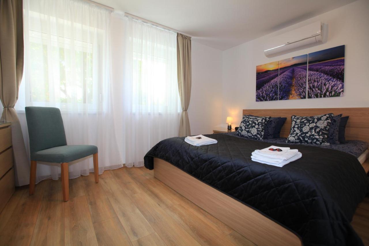 Paskal-Lux Apartments With Free Parking And Ac Budapest Exterior foto