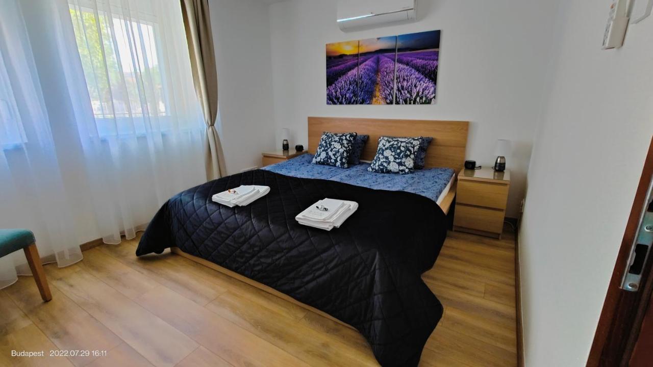 Paskal-Lux Apartments With Free Parking And Ac Budapest Exterior foto
