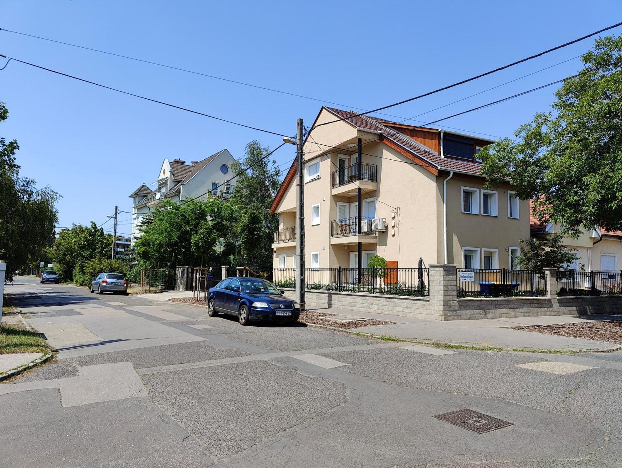 Paskal-Lux Apartments With Free Parking And Ac Budapest Habitación foto